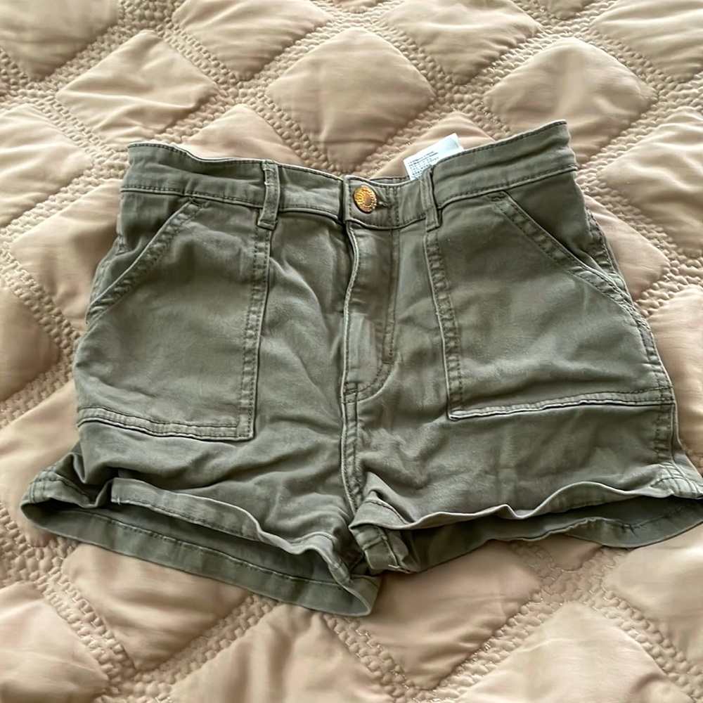 Green shirt